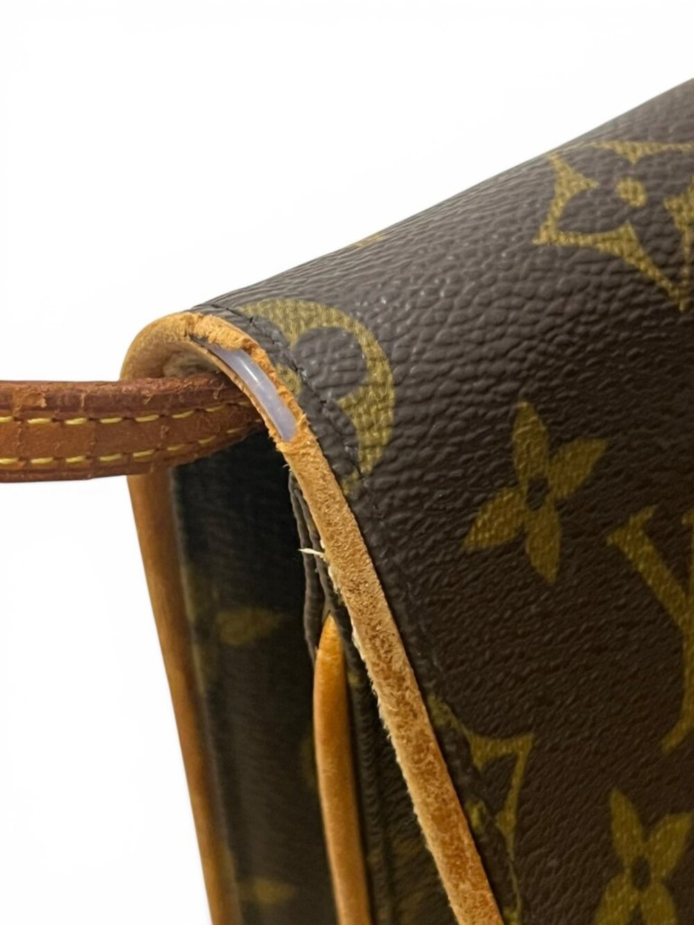 Louis Vuitton Monogram Canvas Pochette Twin GM Shoulder Bag with Strap - Picture 14 of 14